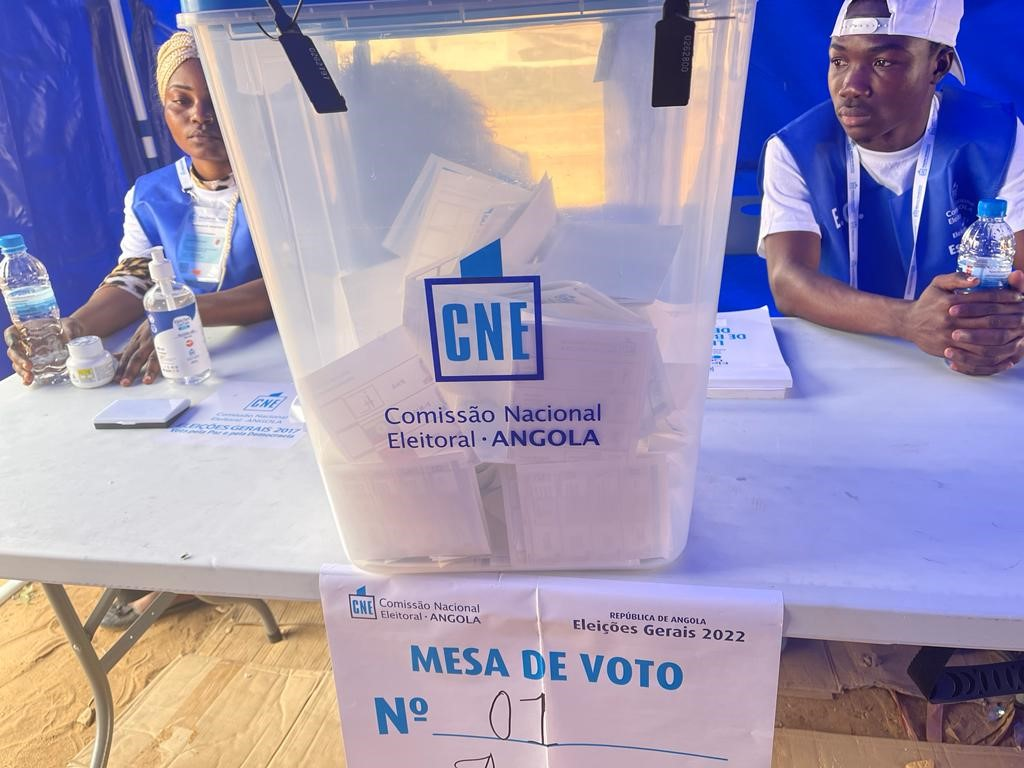 Angola estima gastar mais de 2 mil milhões de kz para detectar fraudes digitais em processos eleitorais